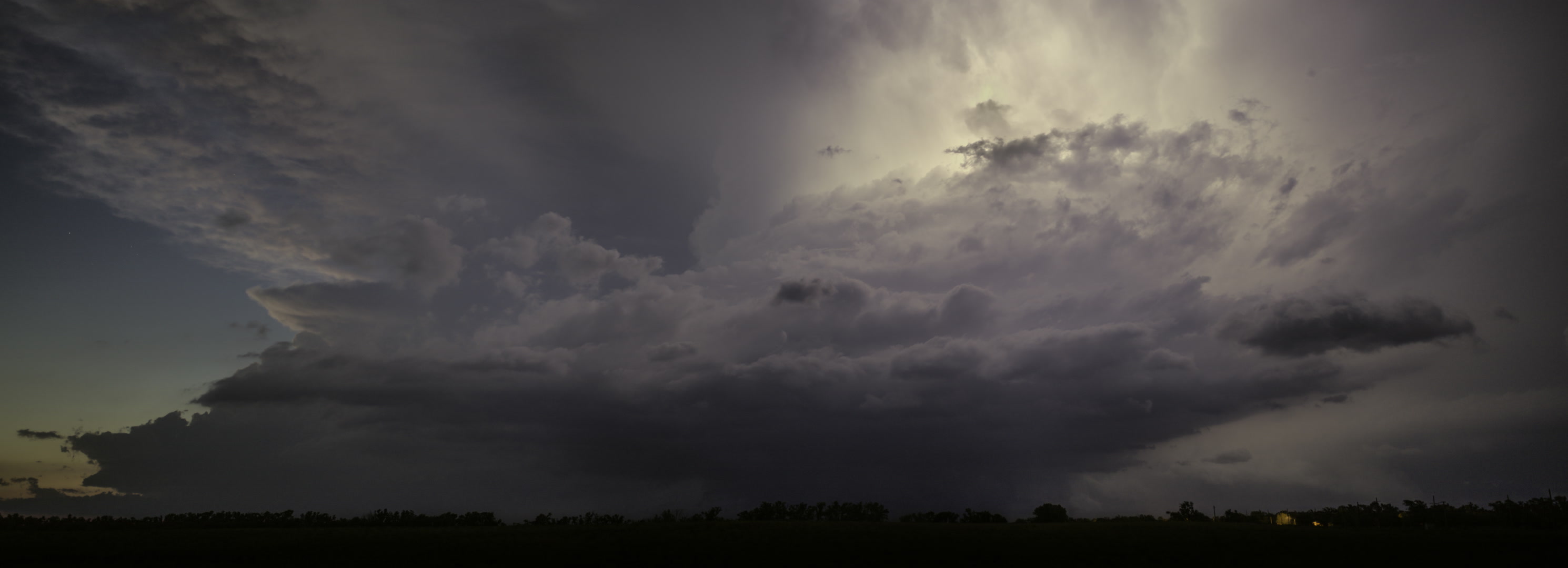 16K video - Severe thunderstorm and lightning at dusk, time-lapse. Cinematographer: Martin Lisius.