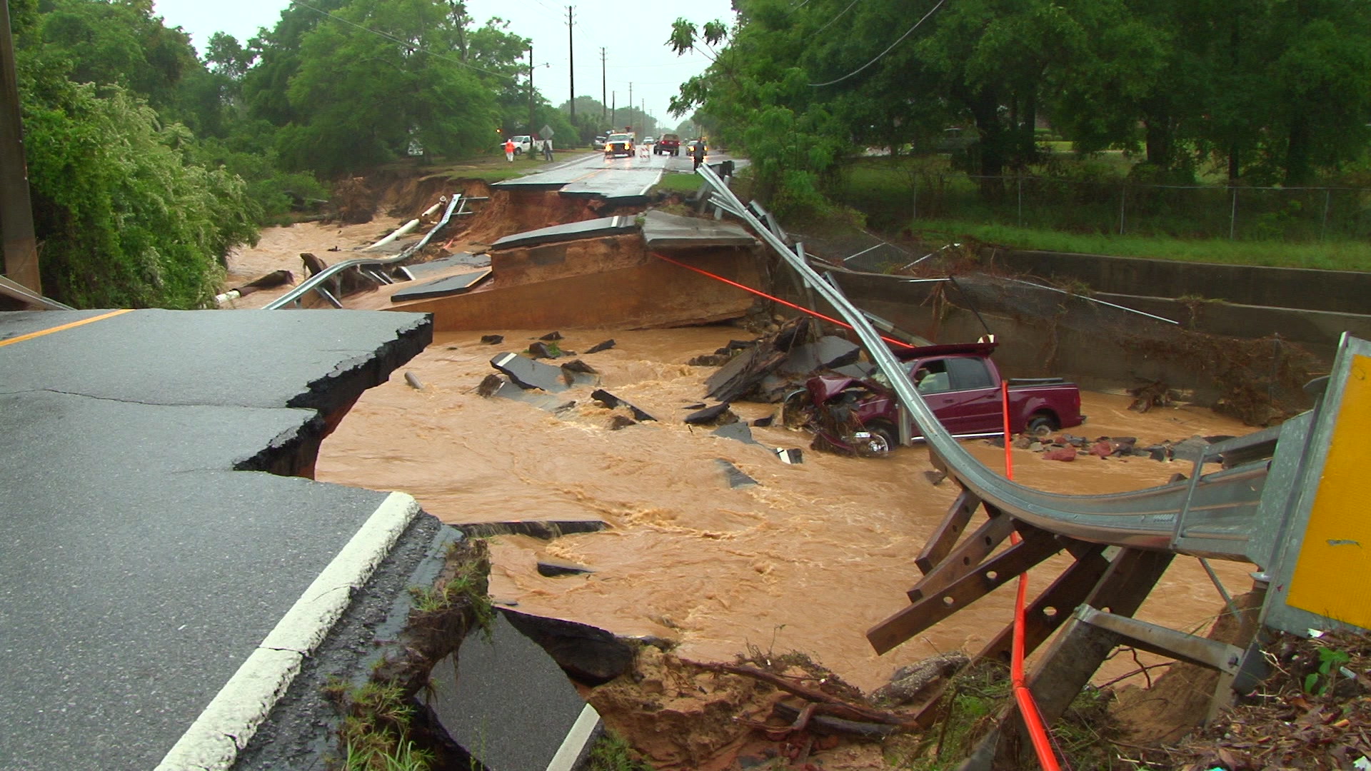 Super Typhoon Haiyan, road washed away, truck.